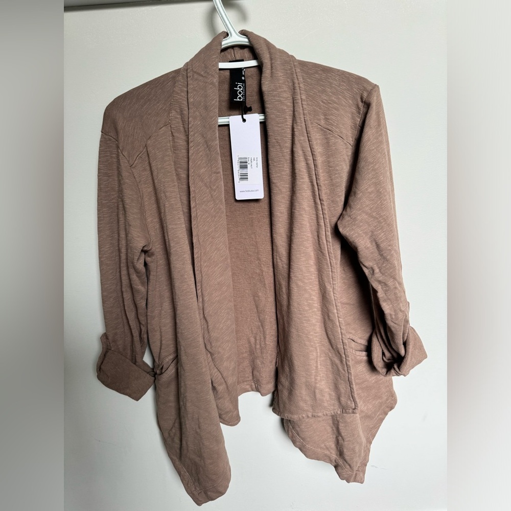 Bobi Los Angeles. size medium. Hazelnut cardigan. Pockets in the front